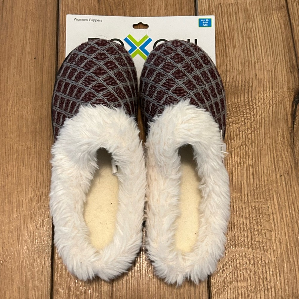 Roxoni Women’s XL (9-10) Memory Foam Slipper Indoor/Outdoor Deep Wine / Gray NEW